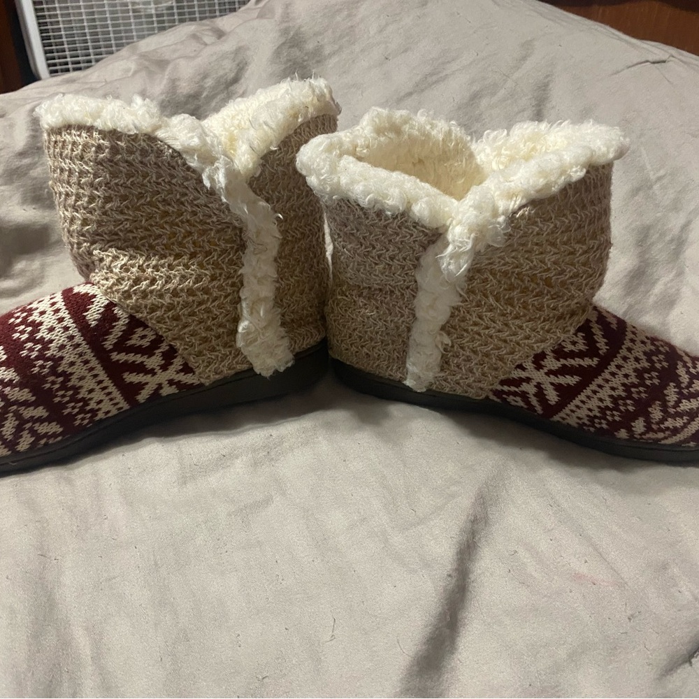 Cozy Knit Ankle Booties with Faux‎ Fur Lining